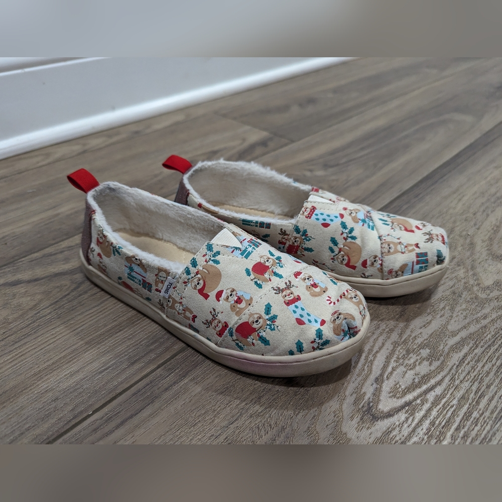 Like new, Tom's kids 3.5